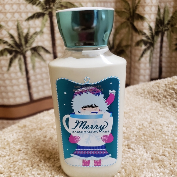 Bath & Body Works Bath & Body Bath Body Works Merry Marshmallow
